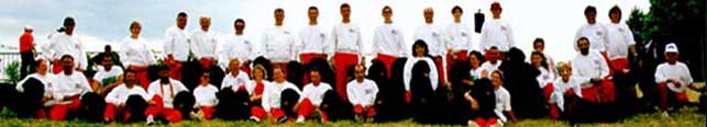 Les participants à la 16e Interantionale en 1998